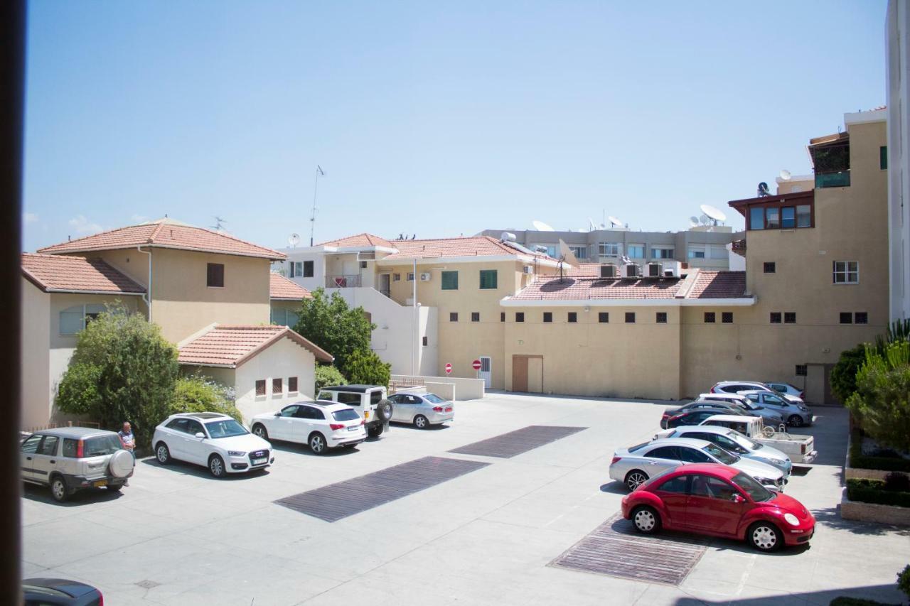 Galatex Beach Apartment 利马索尔 外观 照片