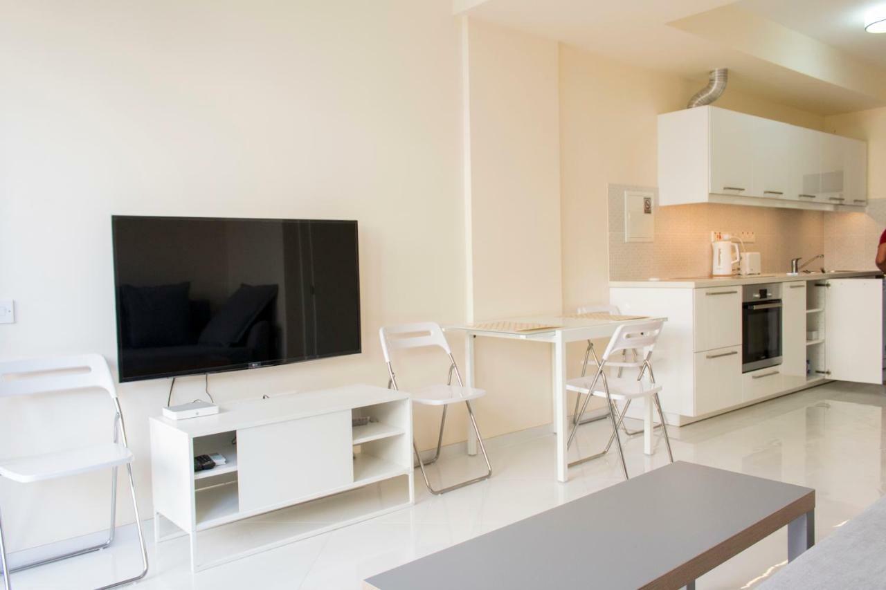 Galatex Beach Apartment 利马索尔 外观 照片